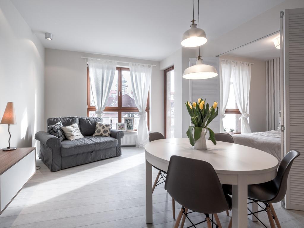 Apartament Z Widokiem Na Dworek غدانسك المظهر الخارجي الصورة